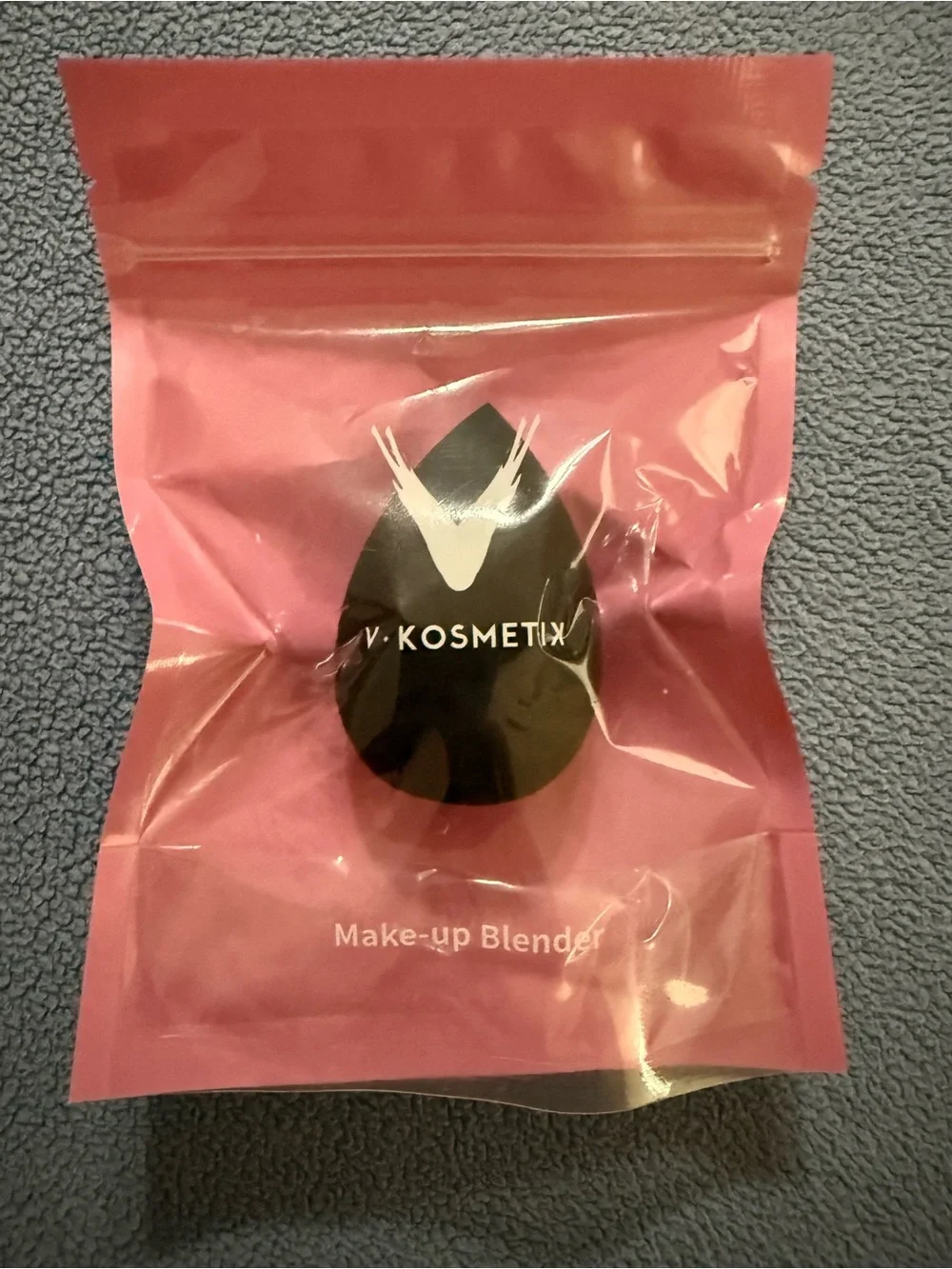 V. Kosmetix Black Makeup Sponge - Smooth Blending Applicator